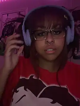 N1NT3NDH03 online show from April 1, 3:07 am