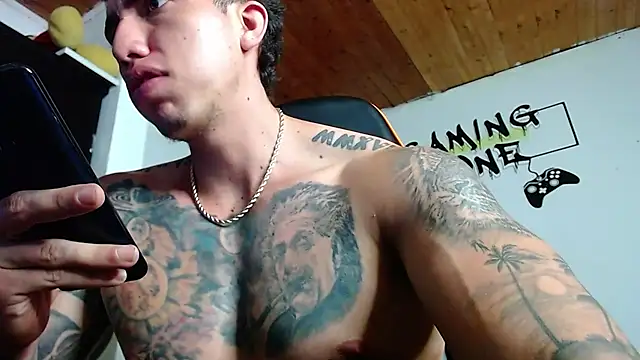 Adam Hudsond online show from December 3, 12:49 pm