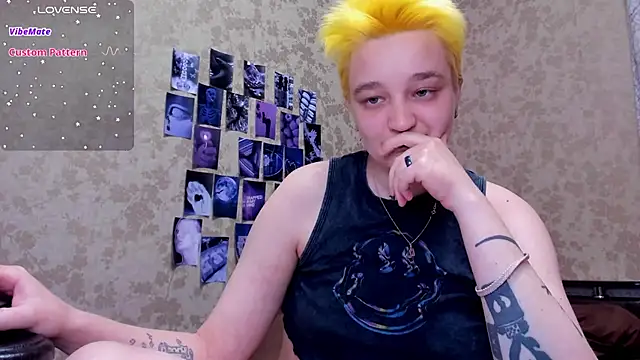 Snapshot of Imlinn chatting on October 23, 4:50 pm Imlinn online show from October 23, 4:50 pm