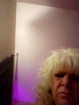 Snapshot of IMS_BHAVEN chatting on March 11, 3:34 pm IMS BHAVEN online show from March 11, 3:34 pm