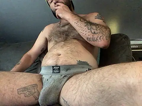 GhetTOfag  online show from July 4, 9:32 pm