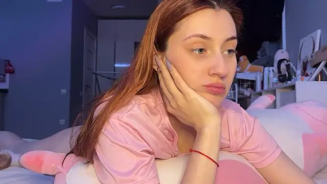 Uniarten online show from February 5, 2:37 pm