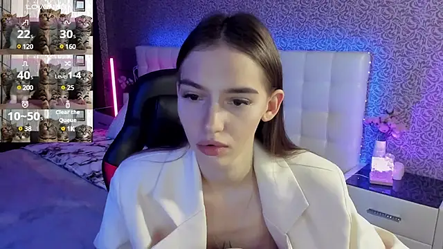 SophieCatty online show from March 3, 10:49 am