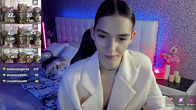 SophieCatty online show from March 16, 2:55 pm