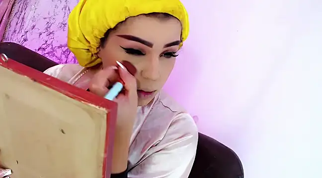 Alexandra Hornny online show from February 15, 10:00 am