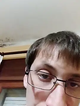 Snapshot of White_rabbit_ chatting on December 5, 5:50 pm White rabbit online show from December 5, 5:50 pm