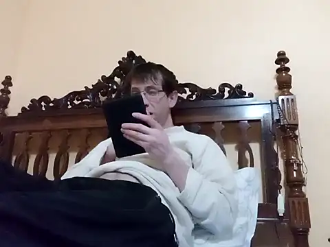 Snapshot of White_rabbit_ chatting on January 5, 9:25 pm White rabbit online show from January 5, 9:25 pm