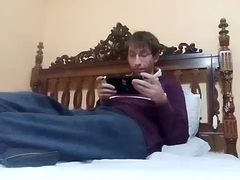 Snapshot of White_rabbit_ chatting on January 15, 9:41 pm White rabbit online show from January 15, 9:41 pm