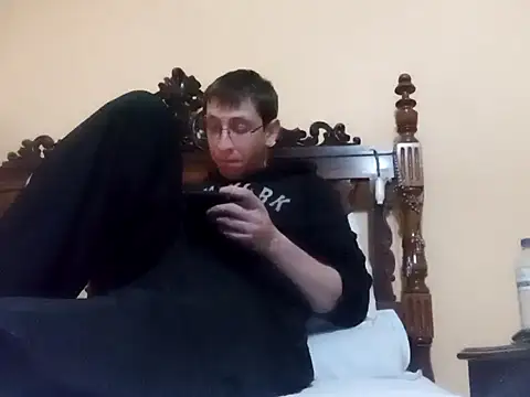 Snapshot of White_rabbit_ chatting on January 18, 9:13 pm White rabbit online show from January 18, 9:13 pm