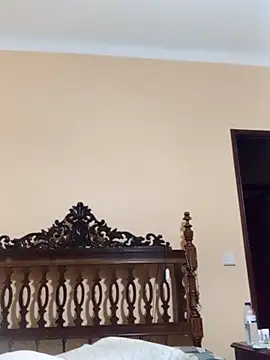 Snapshot of White_rabbit_ chatting on February 21, 8:51 am White rabbit online show from February 21, 8:51 am