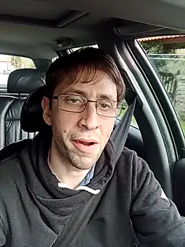 Snapshot of White_rabbit_ chatting on February 23, 2:35 pm White rabbit online show from February 23, 2:35 pm