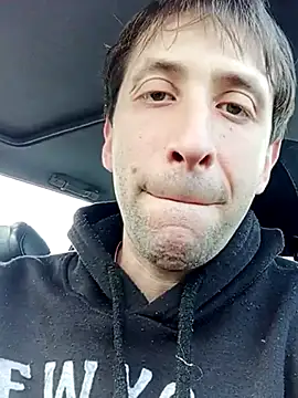 Snapshot of White_rabbit_ chatting on March 9, 9:46 pm White rabbit online show from March 9, 9:46 pm