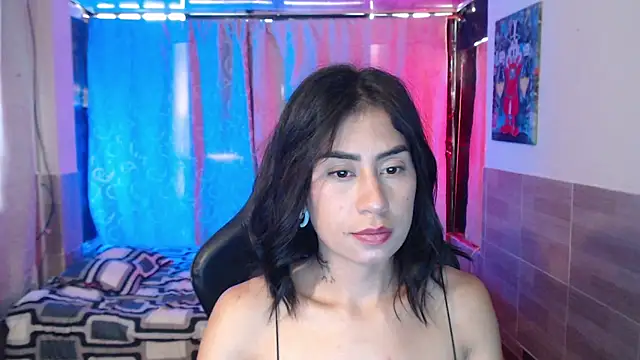 Snapshot of Martina1369 chatting on February 11, 6:22 pm Martina1369 online show from February 11, 6:22 pm