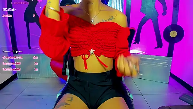 nickyminach  online show from February 13, 4:19 am