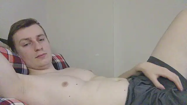 Snapshot of your_andy chatting on February 2, 7:29 am your andy online show from February 2, 7:29 am