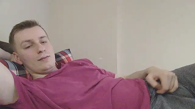 Snapshot of your_andy chatting on February 15, 7:51 am your andy online show from February 15, 7:51 am