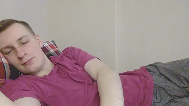 Snapshot of your_andy chatting on February 18, 7:37 am your andy online show from February 18, 7:37 am