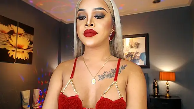 Snapshot of MarryQueen22 chatting on November 29, 1:52 am MarryQueen22 online show from November 29, 1:52 am