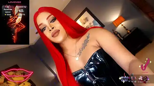 Snapshot of MarryQueen22 chatting on February 14, 1:02 am MarryQueen22 online show from February 14, 1:02 am