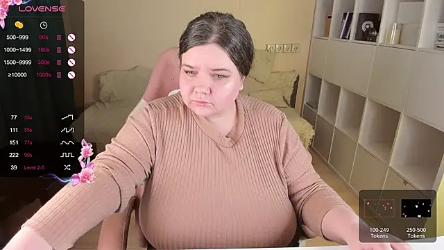 Snapshot of PlumPie chatting on September 26, 7:29 pm PlumPie online show from September 26, 7:29 pm