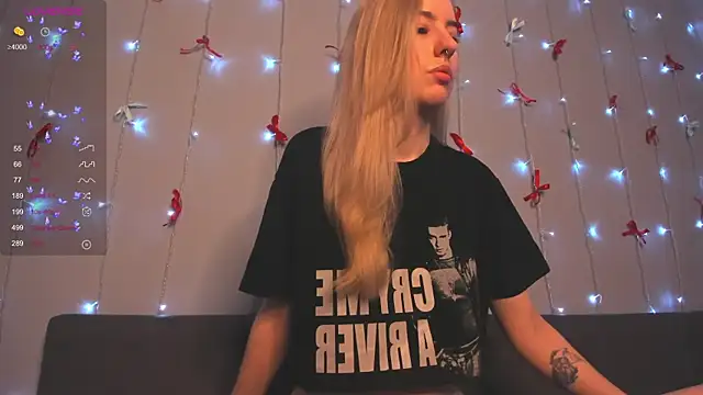 Fire moth online show from January 19, 6:17 am