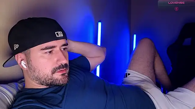 DominantTheo online show from March 16, 3:34 am