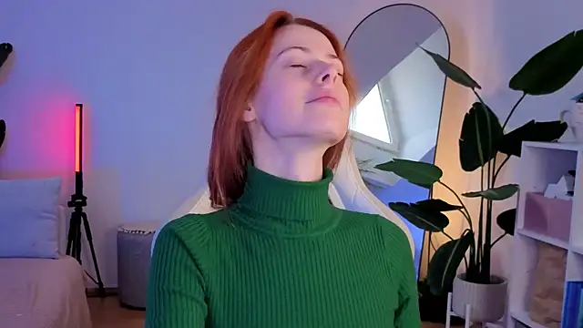 doll lesli online show from November 28, 10:18 am