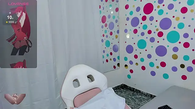 Adele LatinLady online show from February 2, 8:19 pm