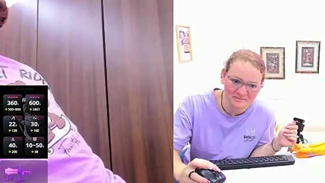 Paulina Davis  online show from February 23, 9:26 pm