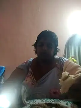 Snapshot of SusanaEshwar chatting on January 9, 1:13 pm SusanaEshwar online show from January 9, 1:13 pm