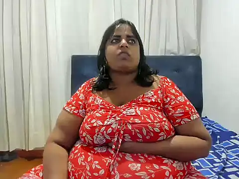 Snapshot of SusanaEshwar chatting on November 24, 12:32 am SusanaEshwar online show from November 24, 12:32 am