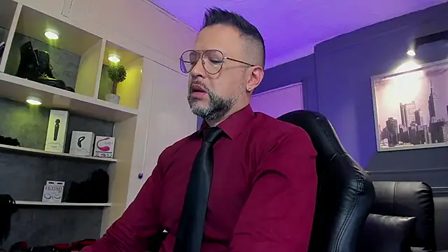 MrFrank tattoo online show from January 10, 12:51 pm