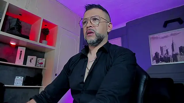 MrFrank tattoo online show from February 13, 11:28 am