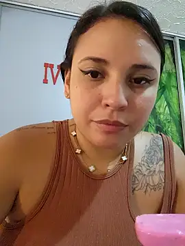 LizzRouse online show from March 31, 7:47 pm