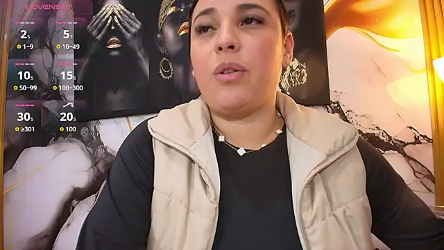 LizzRouse online show from April 16, 9:26 pm