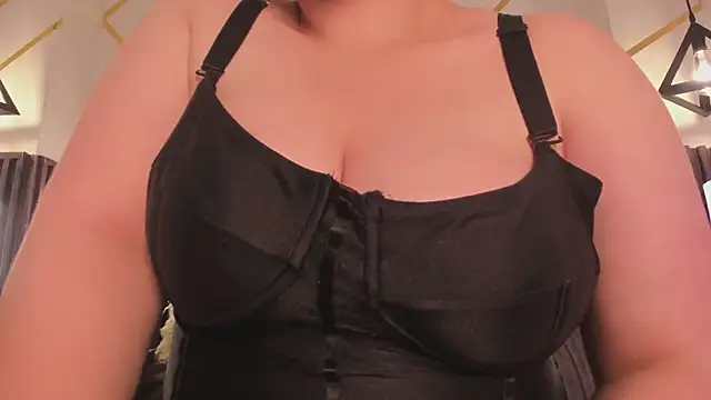 Snapshot of _rebecca1 chatting on February 11, 1:10 am rebecca1 online show from February 11, 1:10 am