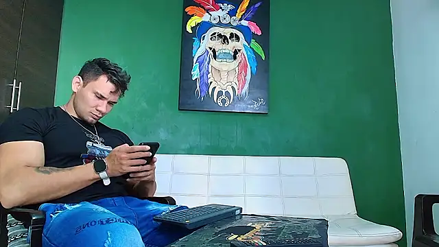 GendersonFit online show from February 2, 8:40 pm