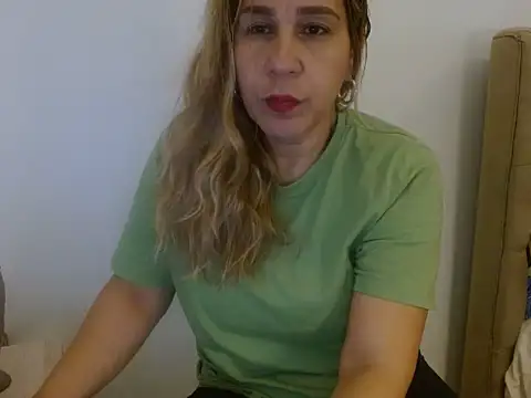 vanessahayeck online show from January 7, 3:23 pm