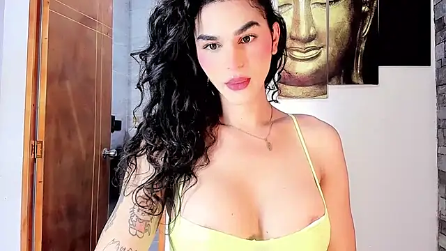 Snapshot of little_tsgirl_ chatting on July 5, 11:12 pm little tsgirl online show from July 5, 11:12 pm
