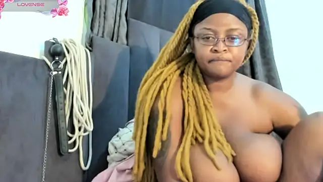 CuteBustyBabes online show from December 28, 10:44 pm