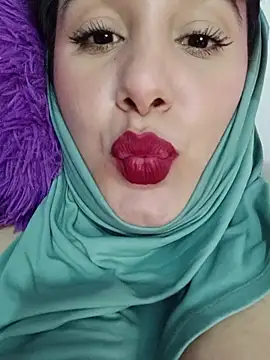 Snapshot of Deina_bunny chatting on January 17, 12:26 am Deina bunny online show from January 17, 12:26 am