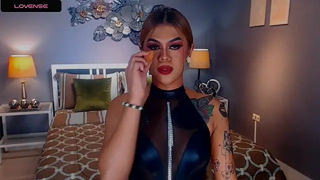 StellaStrong30 online show from March 4, 8:02 am