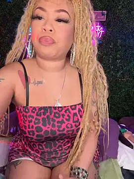 ThickAssRena online show from May 16, 1:13 am