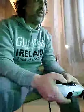 woww791 online show from December 19, 6:45 pm