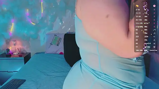 emmajohnss online show from March 28, 4:45 am