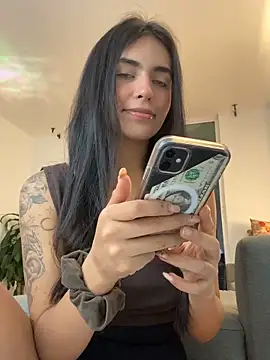 DaphneUwu online show from March 27, 1:44 am