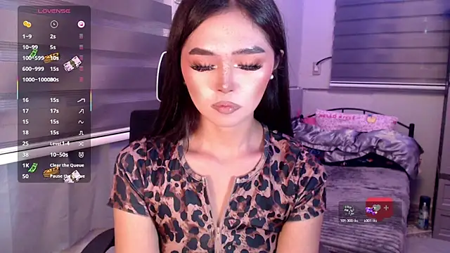 Itsme claire online show from November 13, 1:37 am