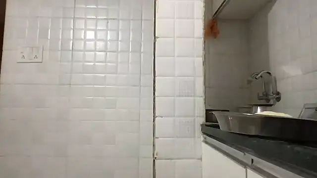 Snapshot of Riyasingh9 chatting on March 12, 4:41 am Riyasingh9 online show from March 12, 4:41 am