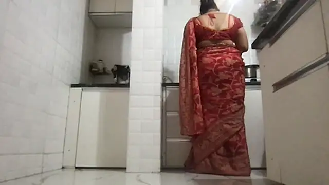 Riyasingh9 online show from February 14, 4:42 am