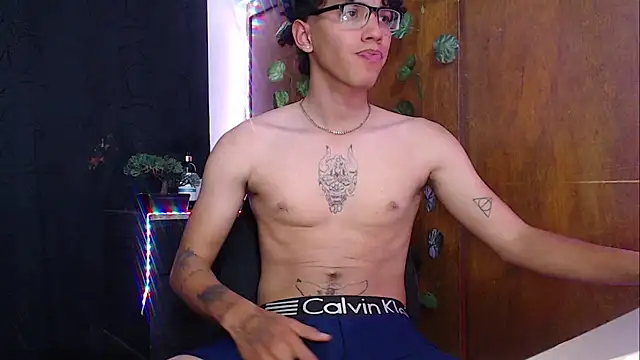 austinsantana online show from March 2, 7:32 am